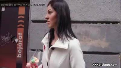 Amateur teen sucking fat cock in public for a few bucks 25
